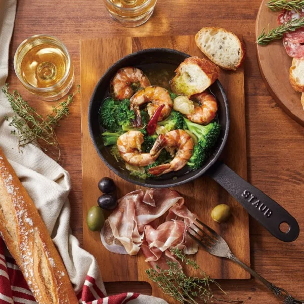 STAUB「スキレット 16cm(グレー)」