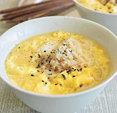 たっぷりのせて風味アップ「しょうがとコーンの温麺」