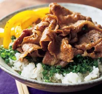 ゆで豚ストックでちゃちゃっと晩ごはん！煮豚丼＆豚しゃぶサラダに簡単アレンジ！