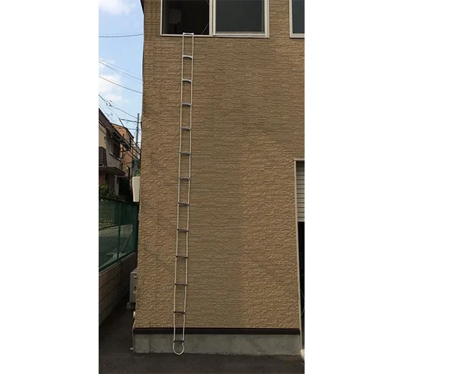 避難ロープ部分は長さ約5ｍ。一般的な戸建て住宅の2階からの避難に使えます