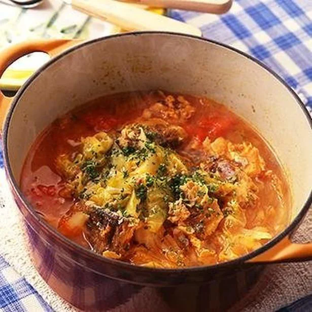 「キャベツとさば缶のトマト煮」