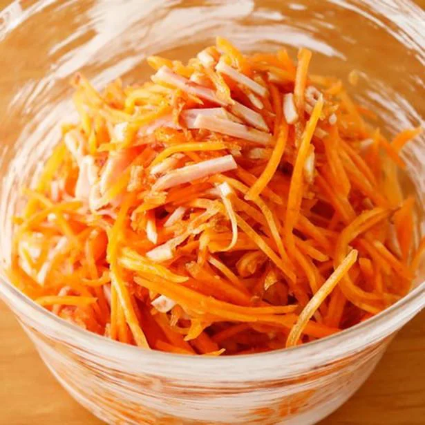 お弁当のすき間埋めにも♪ 個性派ドレッシングのにんじんサラダ5選