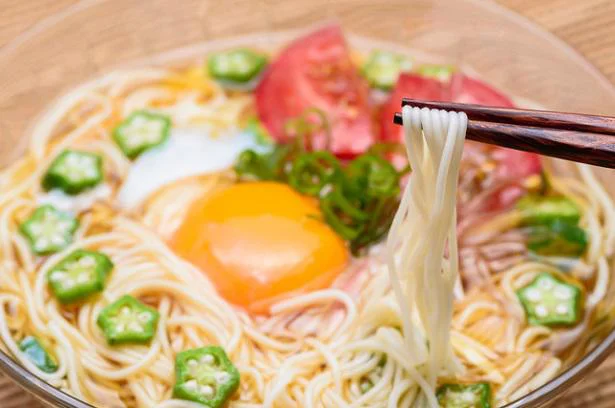 【画像】スタミナアップ! 夏野菜と卵のぶっかけそうめん