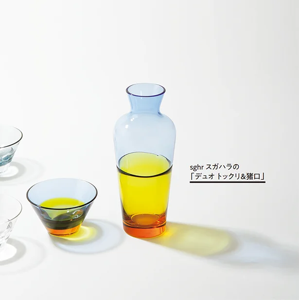 トックリ 容量280㎖ ¥3,500、猪口 直径7.5×高さ4.3㎝ 各¥2,000/菅原工芸硝子