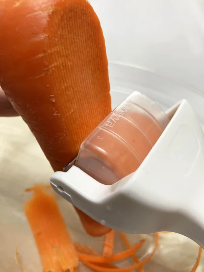確かに、カバーに沿って野菜が下に落ちる
