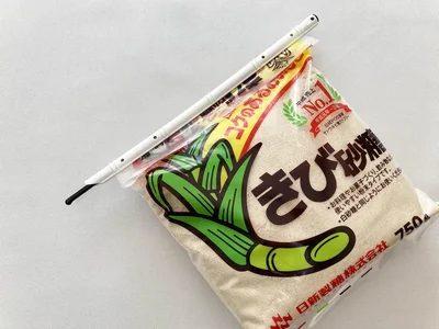 砂糖の袋も