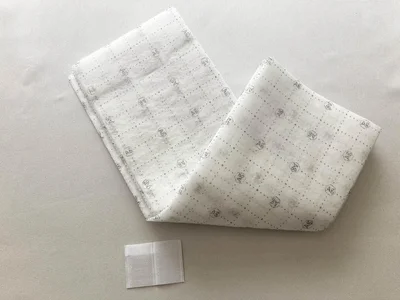 【写真を見る】フィルター2枚と取り付け用ワンタッチテープ8枚入り