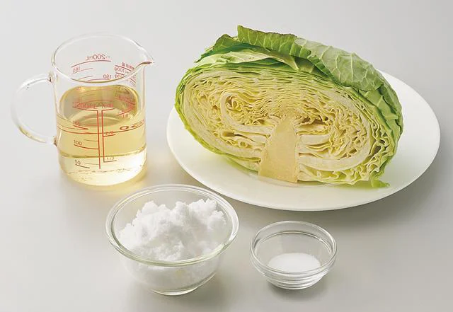 【画像を見る】代謝アップ&がん予防効果も! たった半日で完成する「酢キャベツ」の作り方
