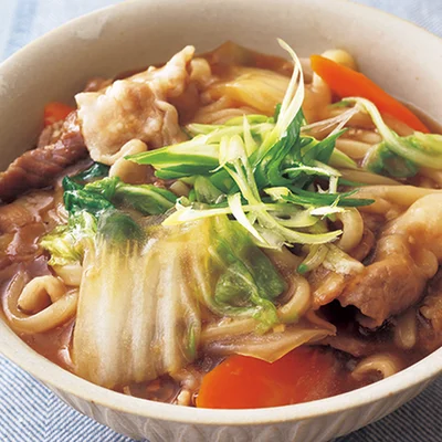 【画像を見る】野菜もたっぷり食べられる！「豚と白菜の中華煮込みうどん」