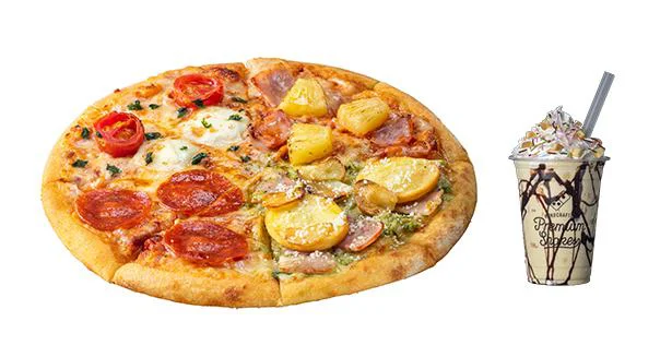 「クワトロ・ハッピー」と35周年のお祝いにぴったりな「カラフルケーキシェイク(ホイップあり)」
