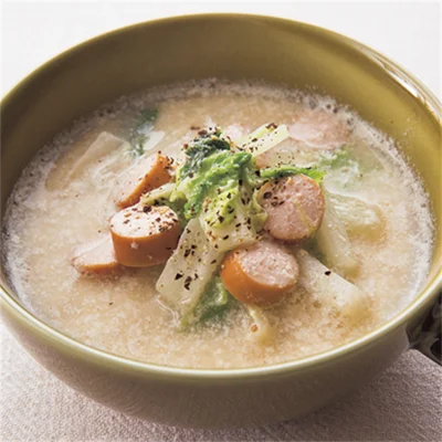 【画像を見る】栄養満点！豆乳×みそがおいしい時短レシピ「白菜豆乳スープ」