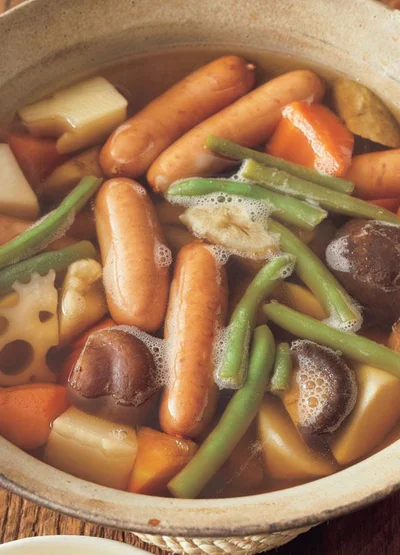 まな板＆包丁いらずで鍋料理が完成！ カット食材をフル活用しよう