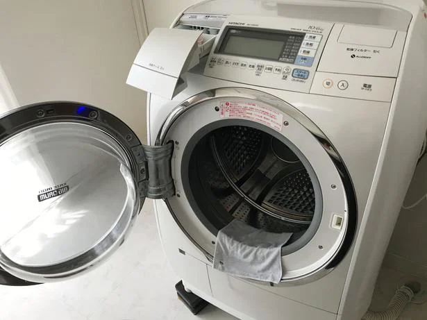 最後に簡単な洗濯機の掃除をします