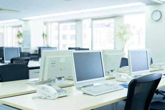 仕事が遅くミス連発のパート社員。できないことを指導係の私のせいにするのが耐えられません【お悩み相談】