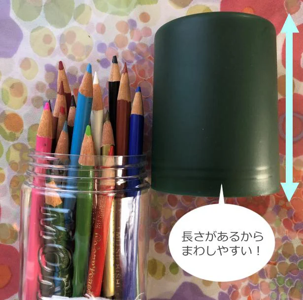 【画像】色鉛筆を収納♪フタに遊びがあるから、長さがバラバラでも大丈夫