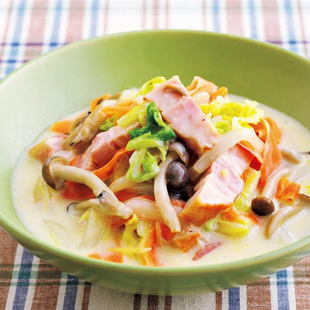 和風にクリーム、トマト味♪ 1人分ほぼ100円で飽きない「白菜×ひき肉」の煮物レシピ