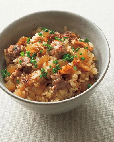 大根と油揚げの炊き込みご飯