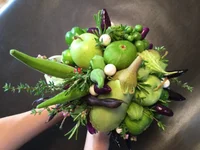 “野菜ブーケ”が「カワイイ！」と流行間近!? 全部食べられる野菜でパーティーを彩る方法