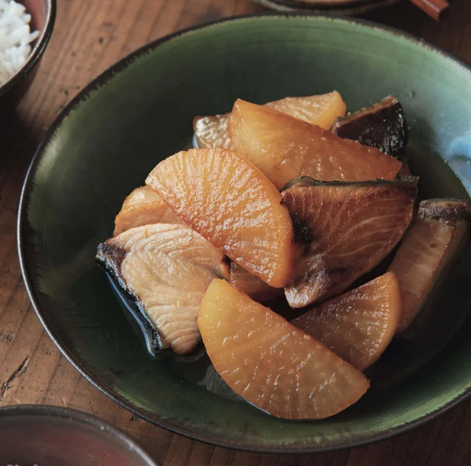 魚のうまみが贅沢にしみしみ！「ぶり大根」