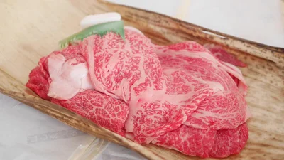 神戸牛専門店「辰屋」の｢神戸牛 切り落とし肉 400g(冷蔵)｣。発送直前にカットするから新鮮