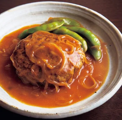 かたくなるのを防ぐポイントとは？ ふっくらやわらか煮込みハンバーグ