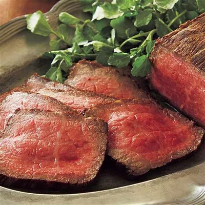 おうちで過ごすクリスマス！ 食卓を盛り上げるおしゃれで豪華な肉料理