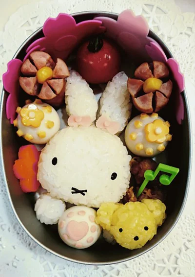 【キャラ弁】 うずらの卵をデコってかわいく！「春のミッフィー♪イースター風♪」（投稿者：＊zun-ko＊ さん）