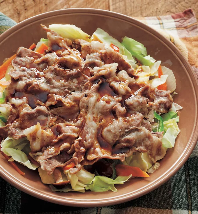 肉も野菜もたっぷり食べられる「豚肉と野菜の中華蒸し」