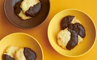 チョコの甘さ＆ポテチのしょっぱさでしかもクッキー⁉ 絶対間違いない「甘辛ポテチクッキー」　罪深いスイーツ(6)