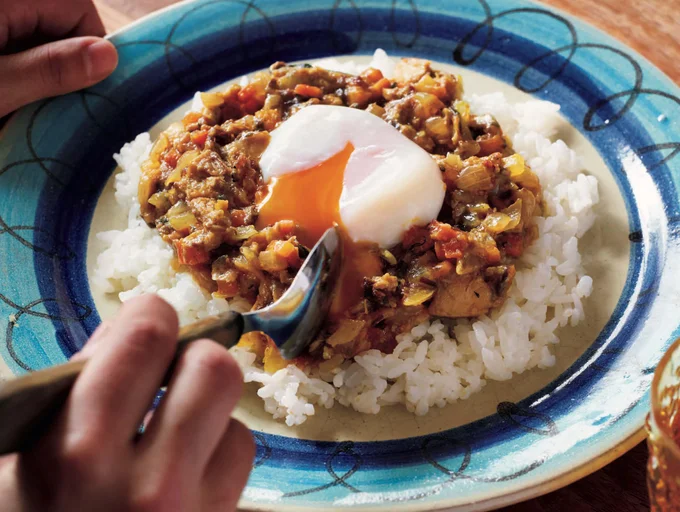 魚のうまみが詰まった「さばのドライカレー」