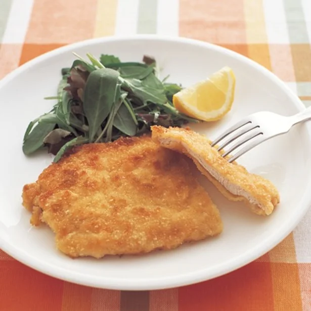 「チキンのチーズパン粉焼き」