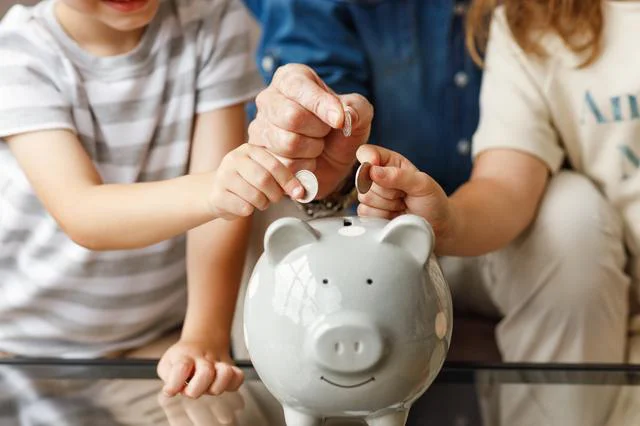 まだ早い？お年玉を活用して5歳の娘の金融リテラシーを育むにはどうすれば【お悩み相談】
