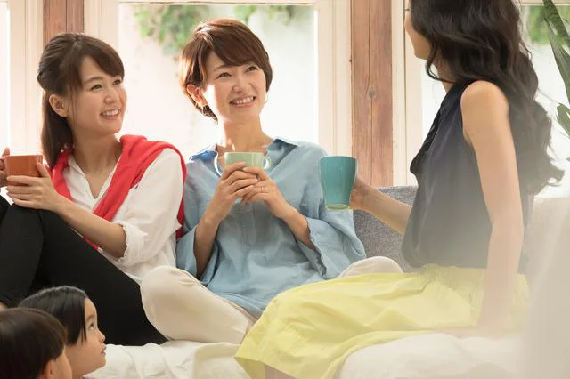 結構ショック…自分より10歳若いママ友が、生活水準が同じことに焦りを感じています【お悩み相談】