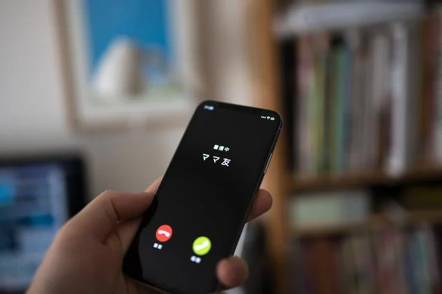 「そんなに仕事が忙しいの？」未読LINEメッセージが数百件！専業主婦の多いママ友グループがつらくなってきた【お悩み相談】