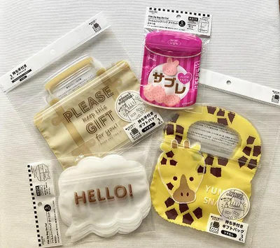 なにコレ、かわいい！と喜んでもらえそうなキュートなジップバッグいろいろ