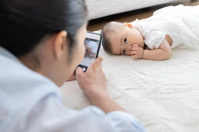 赤ちゃんとの暮らしは、毎日がシャッターチャンス