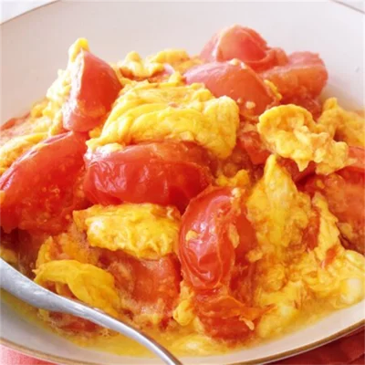 【画像を見る】みずみずしいトマトがおいしい「トマトの卵炒め」
