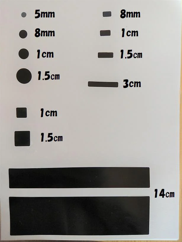 【画像】いろいろなものに貼れるサイズの豊富さも魅力