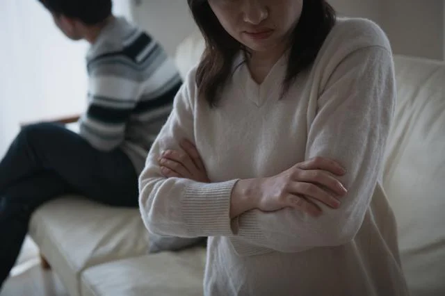 夫と2人きりの生活が息苦しい！この状況を打破するにはどうすればいい？【お悩み相談】