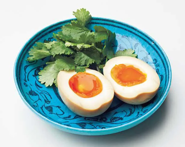 ポテサラにも！黄身がとろとろ、味しみしみ～な「漬け卵」の作り方