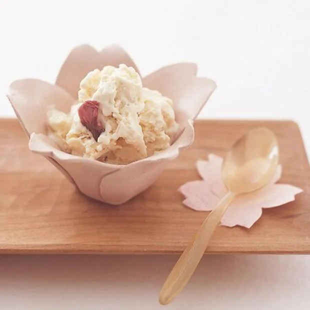 「桜のアイスクリーム」