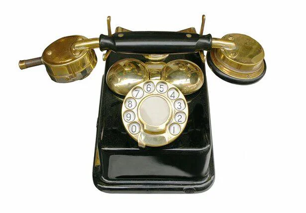 電話を発明したのはエジソン ベル それともメウッチ 誰かに話したくなる地球の雑学 94 レタスクラブ
