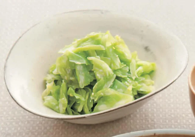 キャベツが半端に残ったら...「漬ける」が正解！【キャベツ食べきりレシピ(7)】