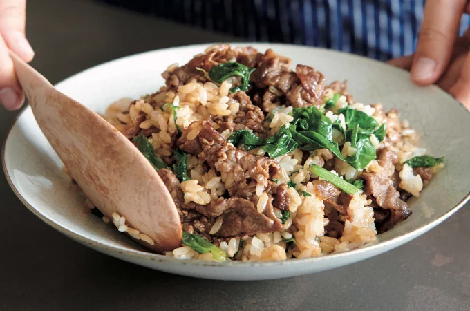 苦みのある菜の花も食べやすく「菜の花と牛肉の混ぜご飯」