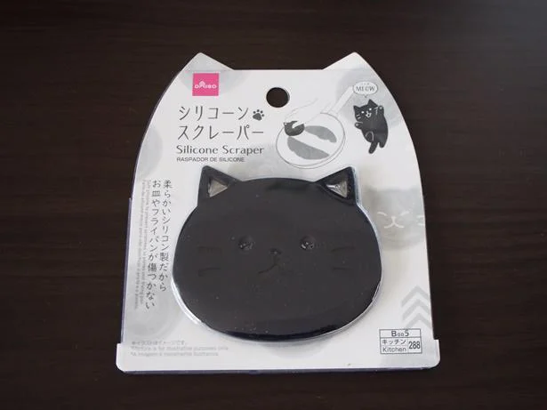 揃えたくなる！【ダイソー】「ＭＥＯＷ」シリーズのかわいいキッチングッズ「シリコーンスクレーパー」