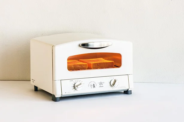 素早くカリッと焼ける！ リサとガスパールの「グラファイトトースター」がかわいくて機能的