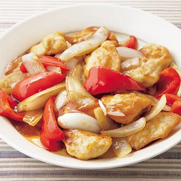 食欲がない時は…酢を使ってさっぱり！ 15分でしっとりジューシーなとりむね肉のおかず