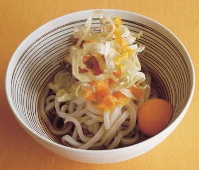 手間いらずの簡単かき揚げをどーんとのっけて「ひらひら野菜のかき揚げうどん」