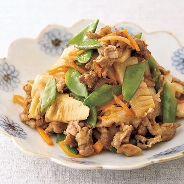 野菜はさっと炒めてシャキッと歯ごたえよく