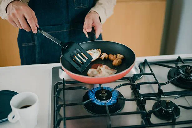 今までゼロだった僕が夕飯を週に1度は作るようになったのにどうも妻が不機嫌です